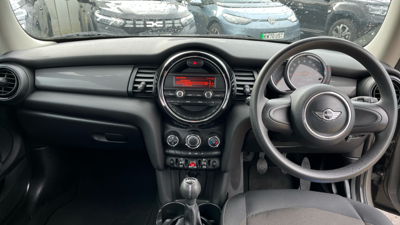 MINI Hatchback 1.5 Cooper 3dr Petrol Hatchback